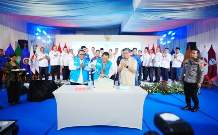 Di HUT KSPSI-Harpekindo, Kapolri Tekankan Perkuat Sinergitas hingga Dukung Hak Buruh 