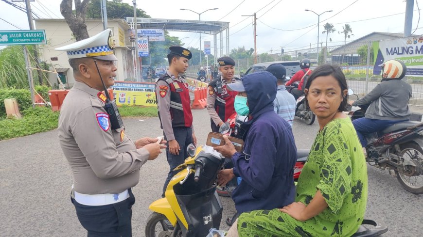 Operasi Keselamatan Semeru 2026: Polres Pelabuhan Tanjungperak Perketat Pengawasan di Suramadu