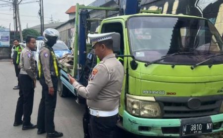 Polres Pelabuhan Tanjungperak Amankan Truk Curian Asal Mojokerto Satu Jam Pasca dilaporkan Hilang