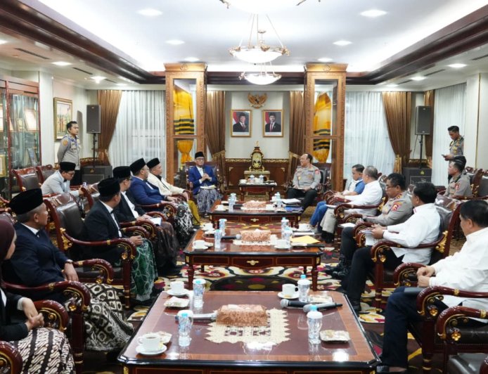 Polri–Kemenhaj Perkuat Koordinasi Internasional, Dorong Penugasan Personel di Arab Saudi untuk Amankan Jemaah Haji