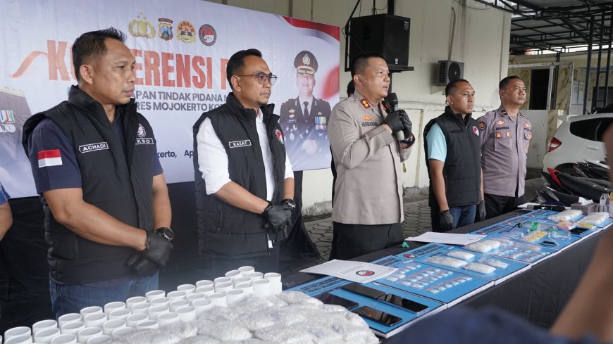 Polres Mojokerto Kota Amankan Barang Bukti Ungkap Narkoba Senilai 1,1 Miliar